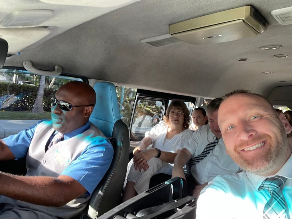 Nassau Taxi Service & Airport Transfers